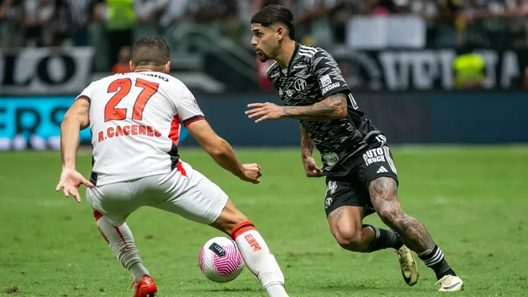 jogadores do Atlético-MG não perdoam e detonam empate com o Vitória. Foto: Fernando Moreno/AGIF