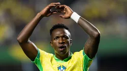 Vini Júnior durante partida da Seleção nas Eliminatórias.