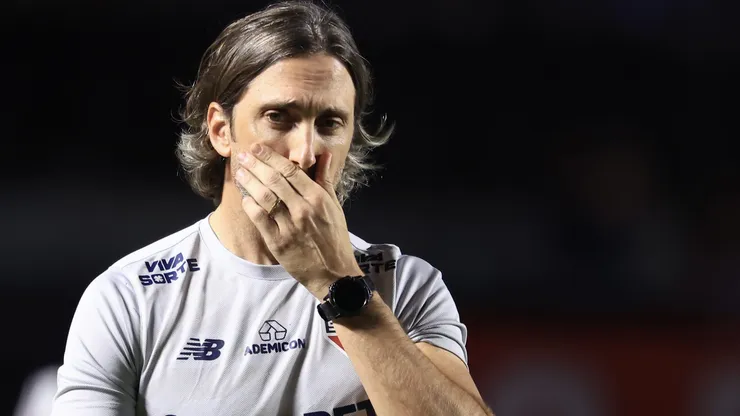 Zubeldia, tecnico do Sao Paulo jogo complicado conta o contra o Cuiabá pelo campeonato Brasileiro A 2024.