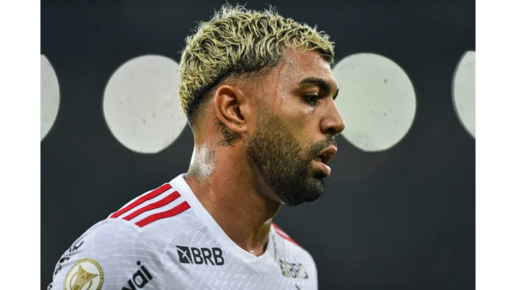 RJ - RIO DE JANEIRO - 02/06/2024 - BRASILEIRO A 2024, VASCO X FLAMENGO - Gabigol jogador do Flamengo durante partida contra o Vasco no estadio Maracana pelo campeonato Brasileiro A 2024. Foto: Thiago Ribeiro/AGIF