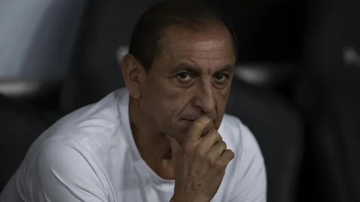 Fiel não perdoa Ramón Díaz após empate do Corinthians com o Internacional