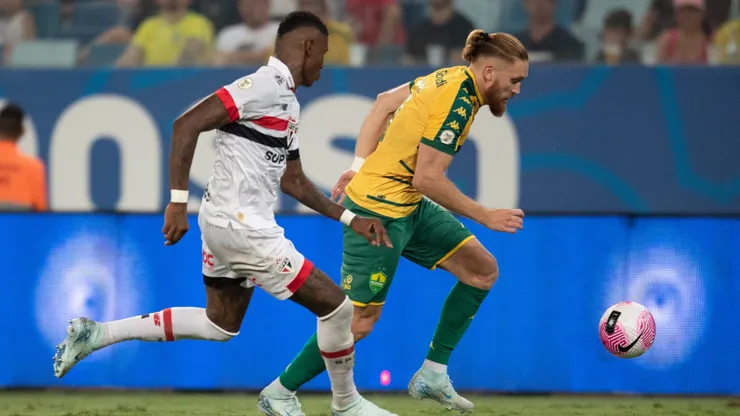 Com gols de Bruno Alves e Clayson, Cuiabá derrota o São Paulo na Arena Pantanal. Foto: Gil Gomes/AGIF