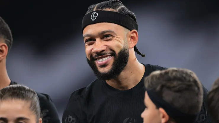 Memphis Depay deu sua segundo assistência com a camisa do Corinthians. Foto: Ettore Chiereguini/AGIF