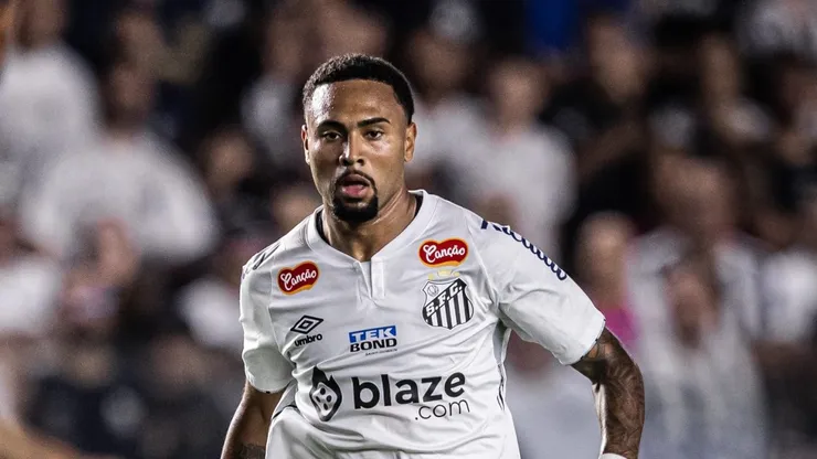 Atacante deve voltar ao Porto - Foto: Raul Baretta/ Santos FC.