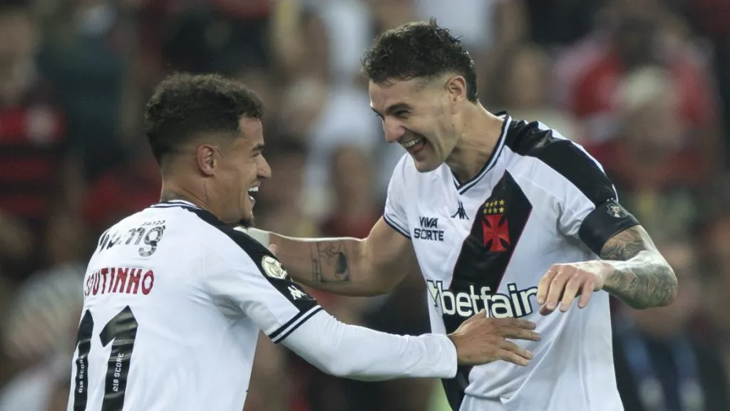 Coutinho e Vegetti, titulares do Vasco - Foto: Jorge Rodrigues/AGIF