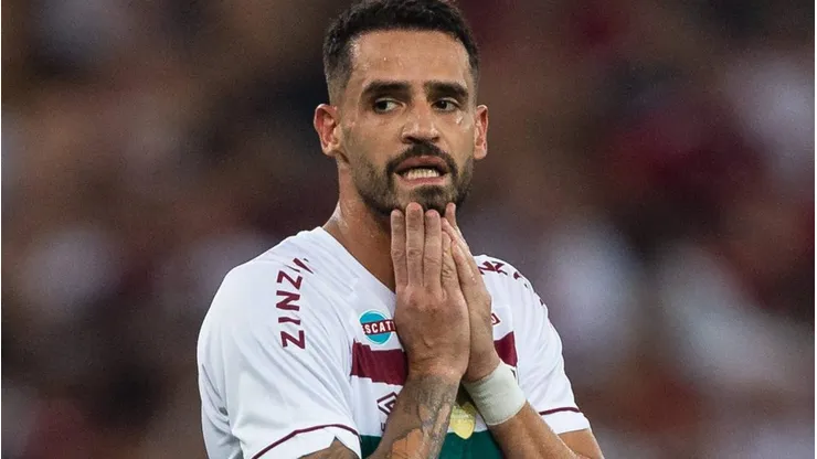 Renato Augusto lamentando durante partida entre Flamengo e Fluminense, no Maracanã, pelo Campeonato Carioca. Foto: Ruano Carneiro