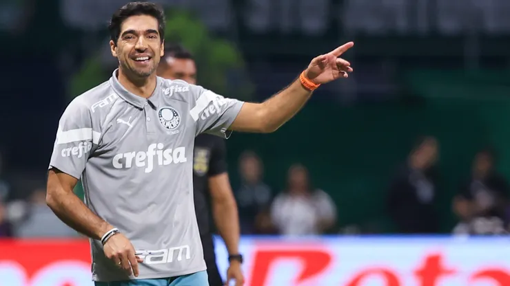 Abel Ferreira fica de olho na tabela. Marcello Zambrana/AGIF.