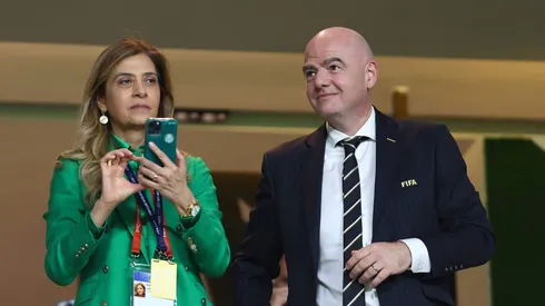 Gianni Infantino, presidente da FIFA e Leila Pereira, presidente do Palmeiras - Foto: Francois Nel/Getty Images