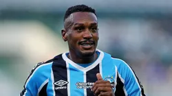 Edenílson está crescendo de produção no Grêmio.
