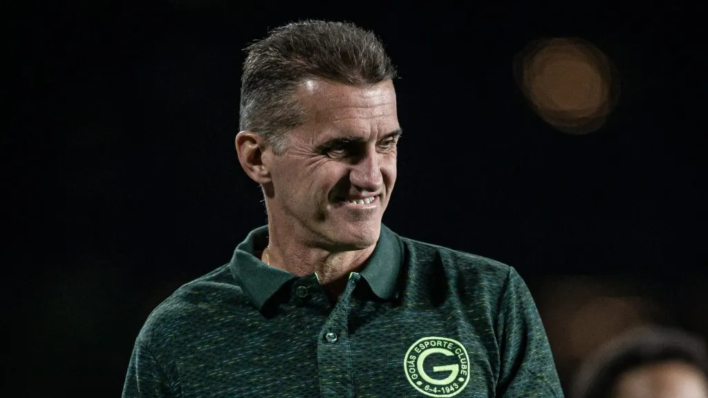 Mancini durante partida do Goiás. Foto: Isabela Azine/AGIF