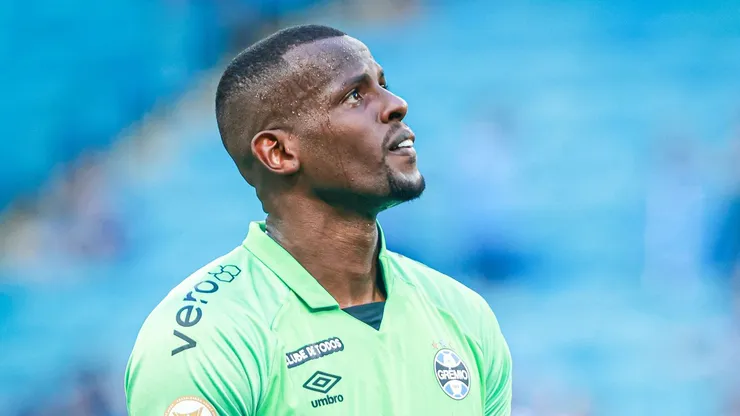 Caíque, goleiro do Grêmio, foi titular contra o Fortaleza - Foto: Maxi Franzoi/AGIF