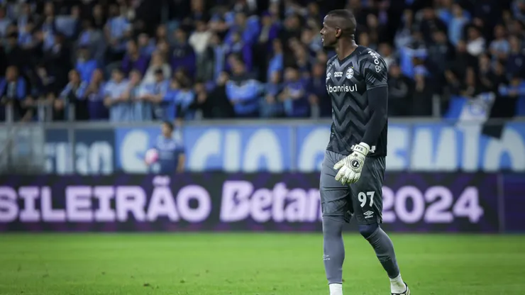 Caíque teve atitude nada agradável para gremistas em Grêmio x Fortaleza