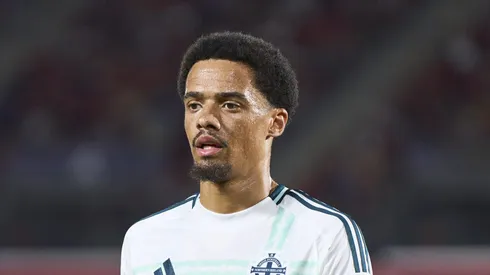 Lateral ganha 1ª oportunidade entre os titulares. Photo by Rafa Babot/Getty Images