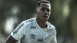 Filho de Robinho é barrado na Vila