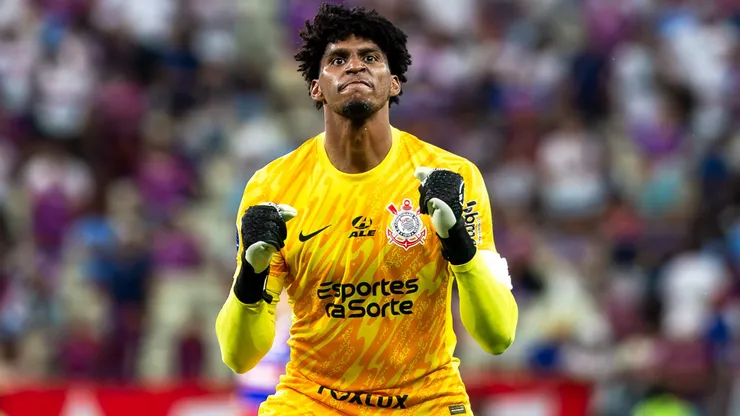 Polêmica com multa de Hugo Souza no Flamengo tem pix de R$ 500 mil do Corinthians