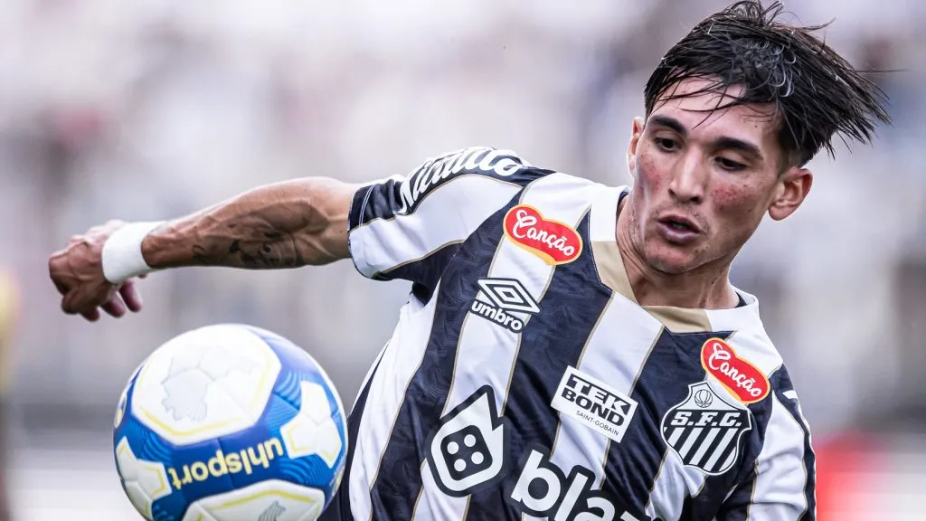 Laquintana em ação pelo Santos - Foto: Raul Baretta/SFC