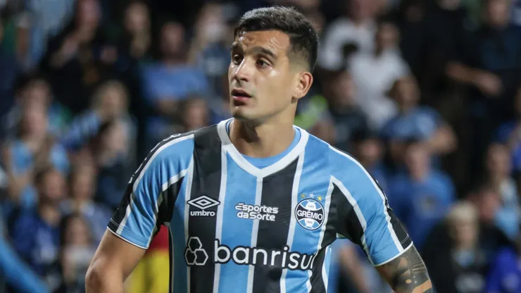 Grêmio inicia renovação de Cristaldo com aumento de até 30%