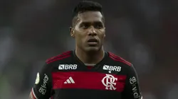 Craque do Flamengo foi elogiado por Alex Sandro.