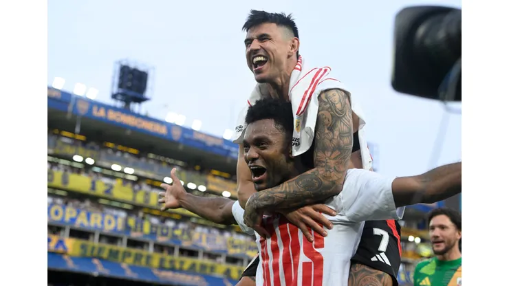 Boca Juniors e Argentinos Juniors duelam pela 17ª rodada.