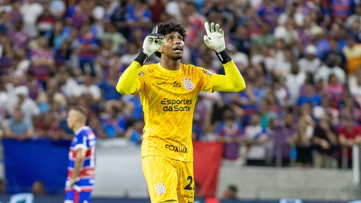 Goleiro deve ser contrato em definitivo em breve. Baggio Rodrigues/AGIF.