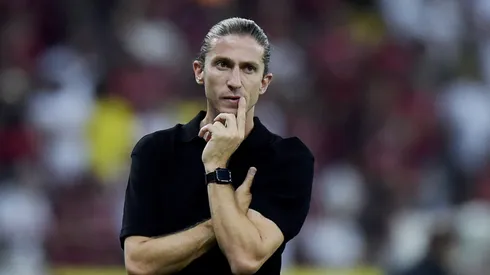 Treinador assumiu a equipe após a saída de Tite. Alexandre Loureiro/AGIF.