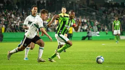 América-MG e Coritiba ainda brigam pelo acesso à Série A (Foto: Sipa US / Alamy Stock Photo)