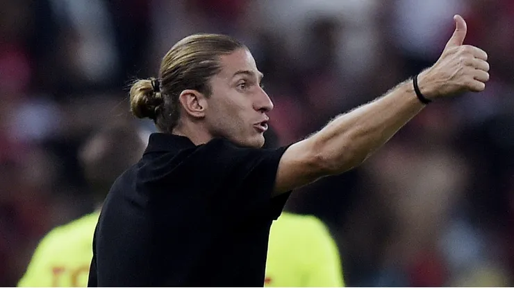 Filipe Luís na sua estreia em Flamengo x Corinthians. Foto: Alexandre Loureiro/AGIF