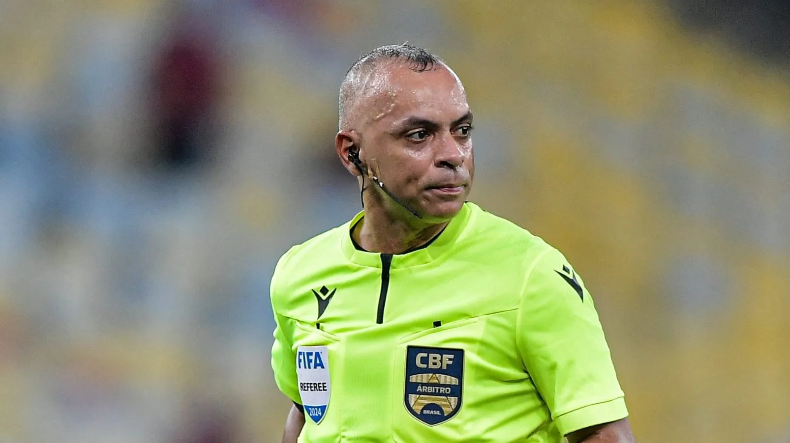 Wilton Pereira Sampaio, árbitro de Flamengo x Corinthians - Foto: Thiago Ribeiro/AGIF