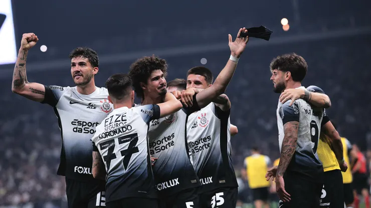 André Ramalho jogador do Corinthians comemora seu gol durante partida contra o Juventude na Néo Química Arena pela Copa Do Brasil 2024. Foto: Ettore Chiereguini/AGIF