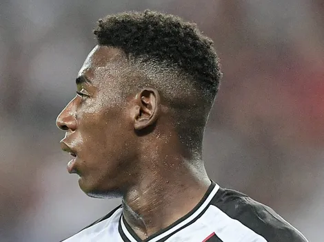 Léo, zagueiro, foi muito criticado e comentários atingem Paiva