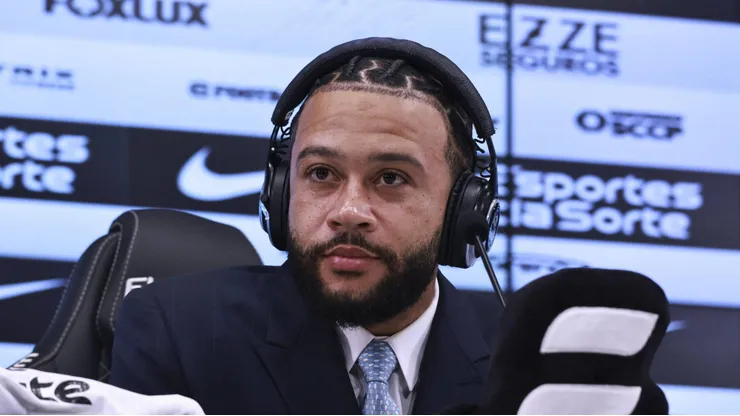 Contrato de Memphis Depay no Corinthians não tem seguro contra saída da Esportes da Sorte