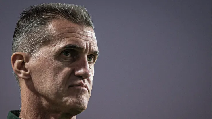 Mancini comanda o Goiás que vai enfrentar o Santos na segunda-feira