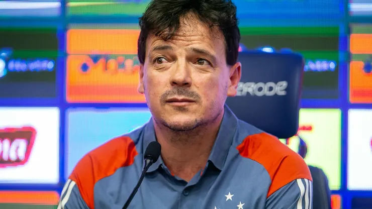 Treinador ainda não se firmou no Cruzeiro - Foto: Fernando Moreno/AGIF.