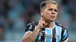 Soteldo vive boa fase vestindo a camisa do Tricolor - Foto: Maxi Franzoi/AGIF.