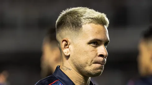 Soteldo em ação com a camisa do SFC. Hoje ele atua pelo Tricolor.