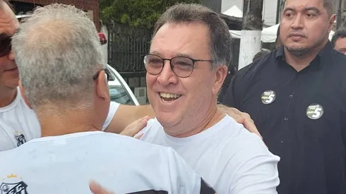 Marcelo Teixeira, presidente do SFC, nos arredores da Vila Belmiro.