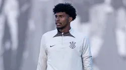 Hugo Souza em treino no CT Joaquim Grava - Foto: Agência Corinthians - Rodrigo Coca