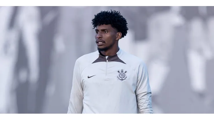 Hugo Souza em treino no CT Joaquim Grava - Foto: Agência Corinthians - Rodrigo Coca