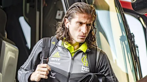 Corinthians enfrenta o Flamengo com Filipe Luís - Foto: Paula Reis/CRF.