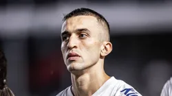 João Schmidt vem sendo o capitão do Santos. Foto: Raul Baretta/ Santos FC.