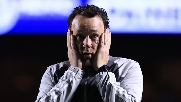 Gabriel Milito, técnico do Atlético-MG, durante partida.