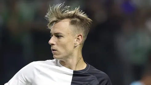 Róger Guedes, atacante do Al Rayyan, do Catar