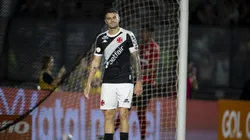 Centroavante não ficou contente com o resultado. Foto: Jorge Rodrigues/AGIF