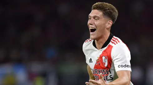 Benjamín Rollheiser foi revelado na base do River Plate e hoje está sem espaço no Benfica - Foto: Hernan Cortez/Getty Images