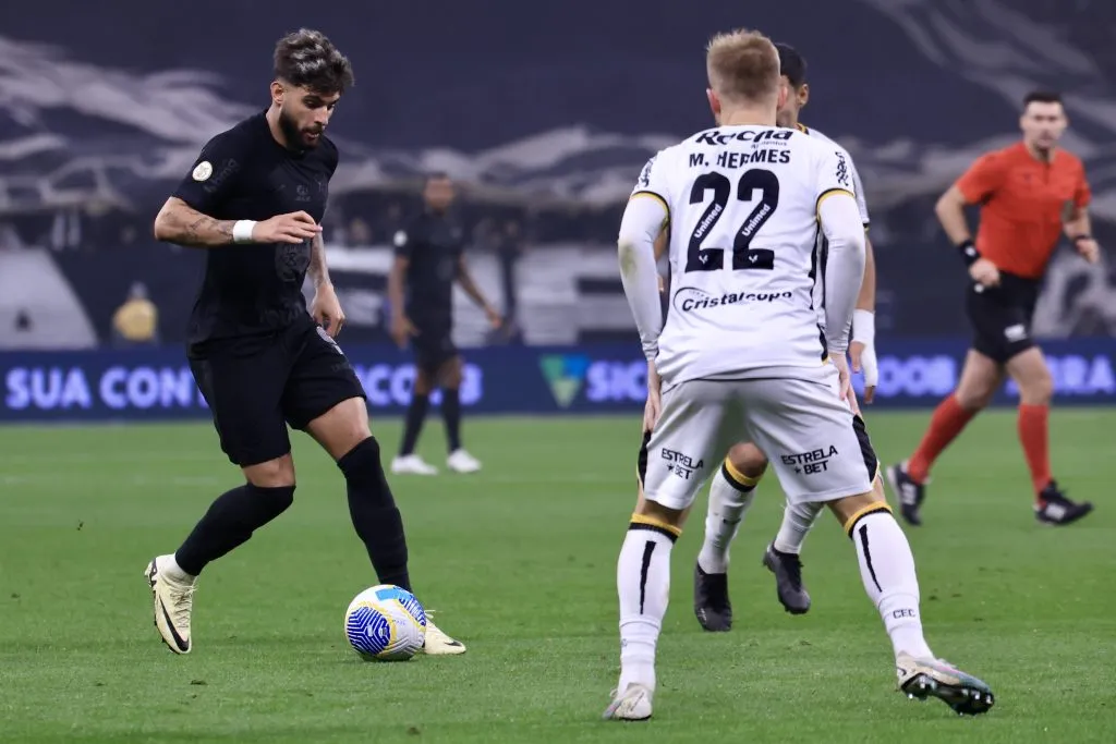 Corinthians x Criciúma no 1° turno da competição nacional. Foto: Marcello Zambrana/AGIF