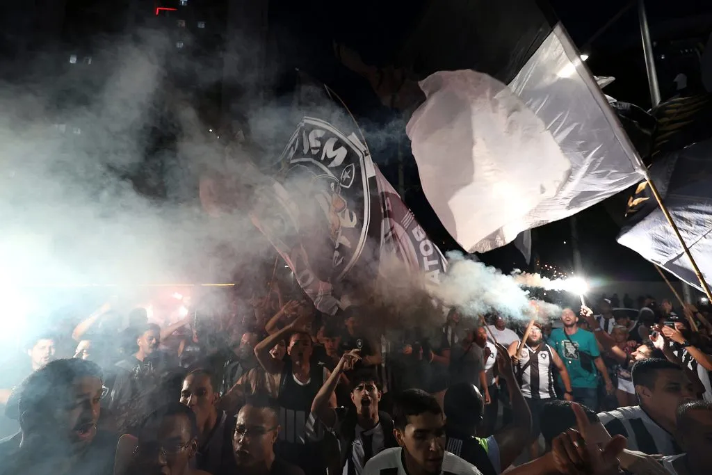 Torcida do Botafogo em Buenos Aires - Foto: Vitor Silva/BFR