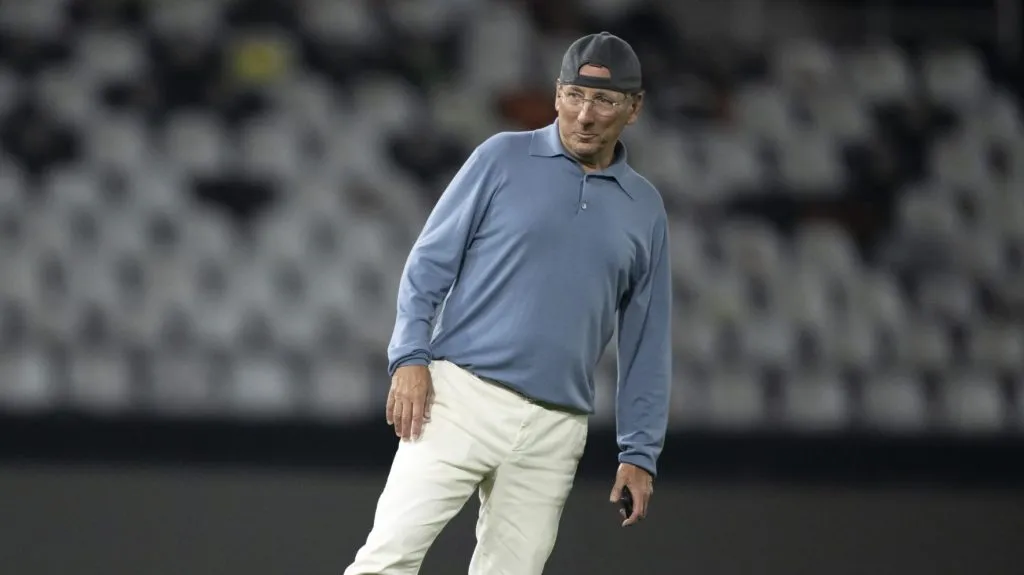 John Textor tem estratégia para incentiva na Libertadores – Foto: Jorge Rodrigues/AGIF