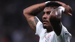 Paulinho toma nova decisão na carreira 80 dias após se aposentar no Corinthians