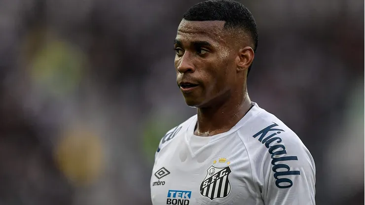 Santos negociou Jean com o Bahia - Foto: Thiago Ribeiro/AGIF.
