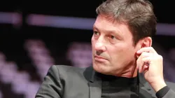 Ex-Flamengo recebeu ligação de Leonardo, que era dirigente do PSG.